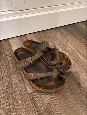 Birkenstock Mayari Sandals size women’s 8